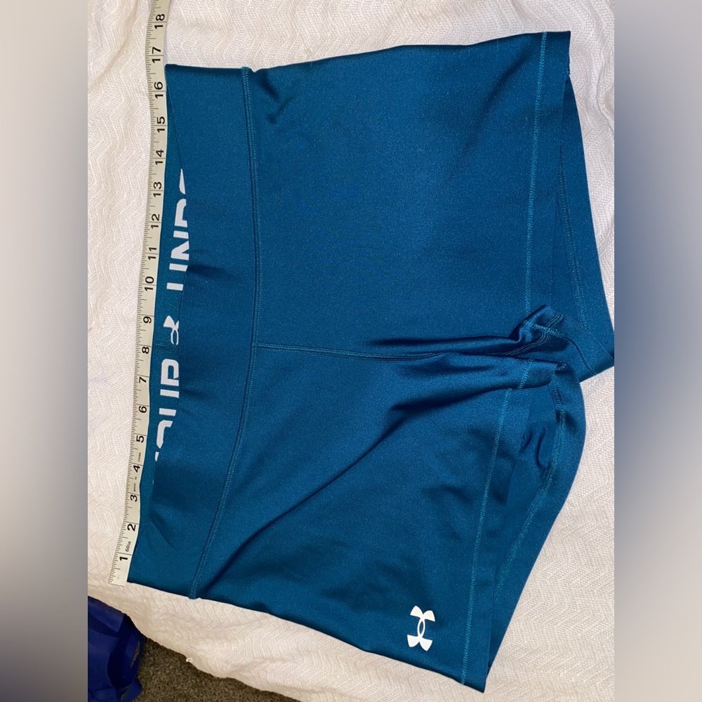 Under armor teal shorts XL